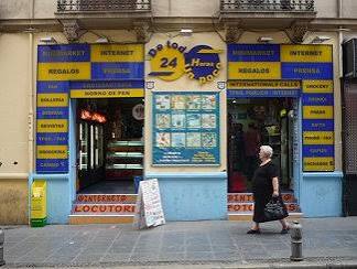 De Todo Un Poco Store Photo 2